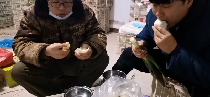 采購在市場吃飯